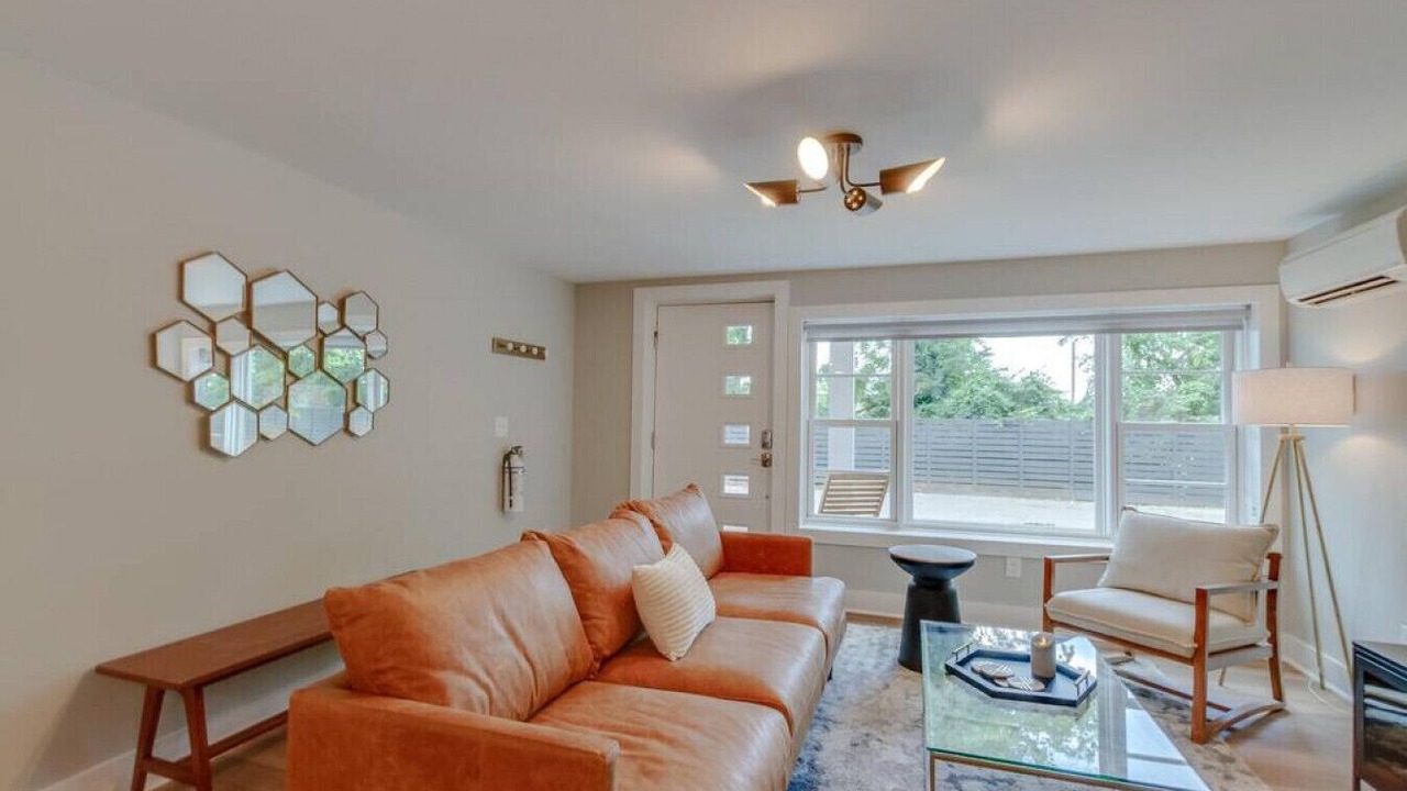 Photo of Livingroom in Franklin