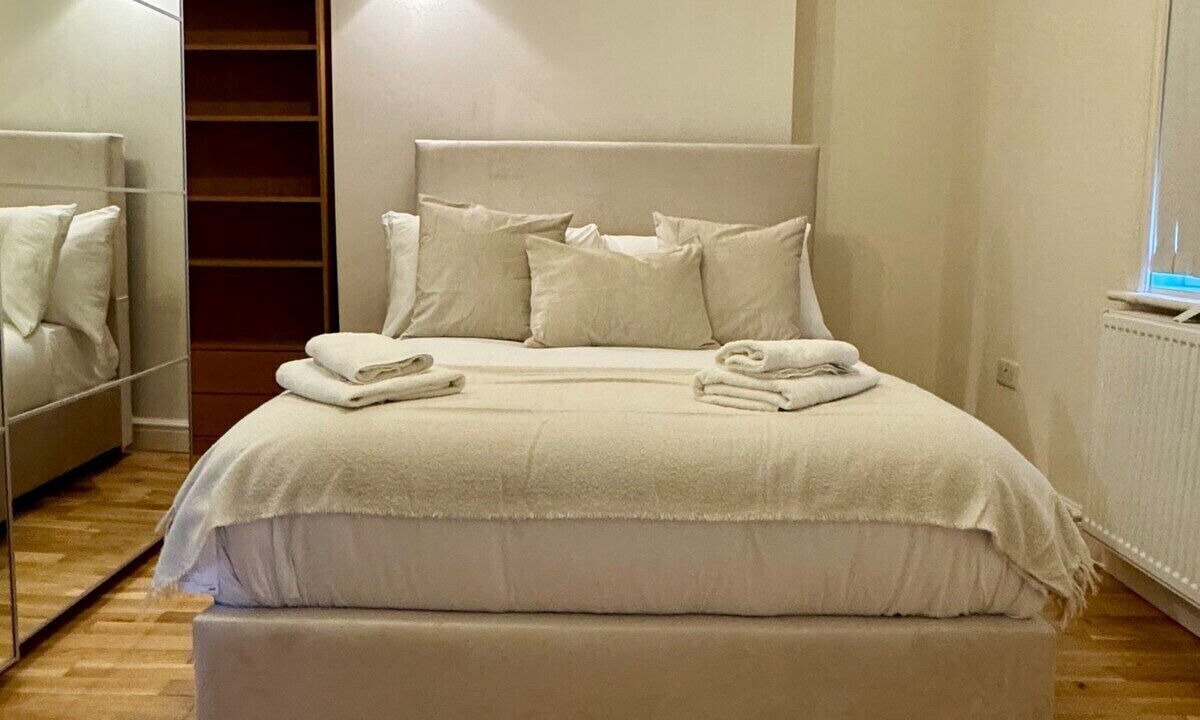 Photo of Others in Westbourne