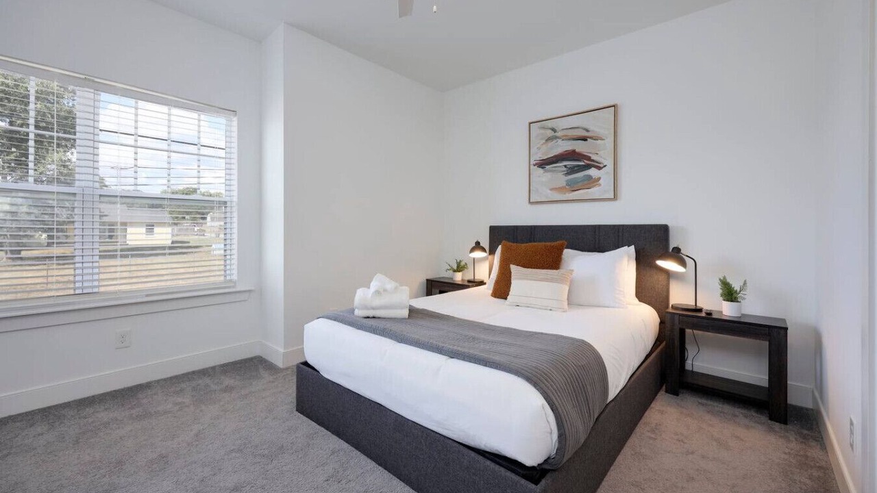 Photo of Bedroom in Charlotte Park