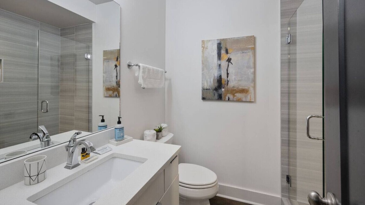 Photo of Bathroom in Hadley - Washington
