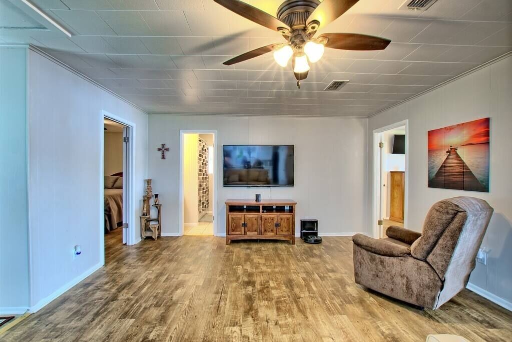 Photo of Livingroom in Milam