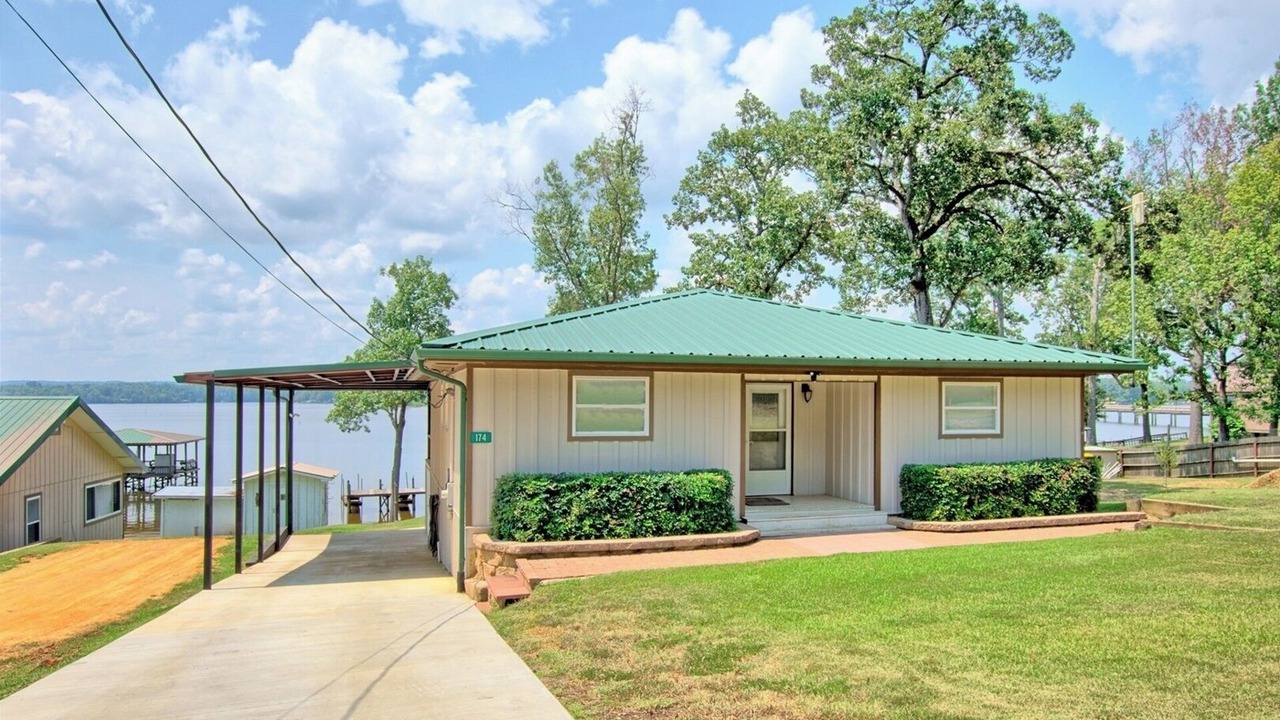 Photo of Outdoor in Milam
