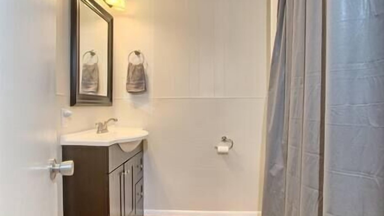 Photo of Bathroom in Milam
