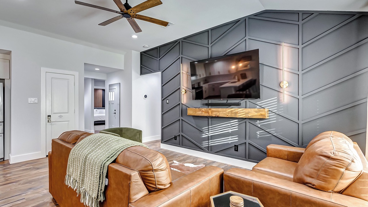 Photo of Livingroom in Foster Place