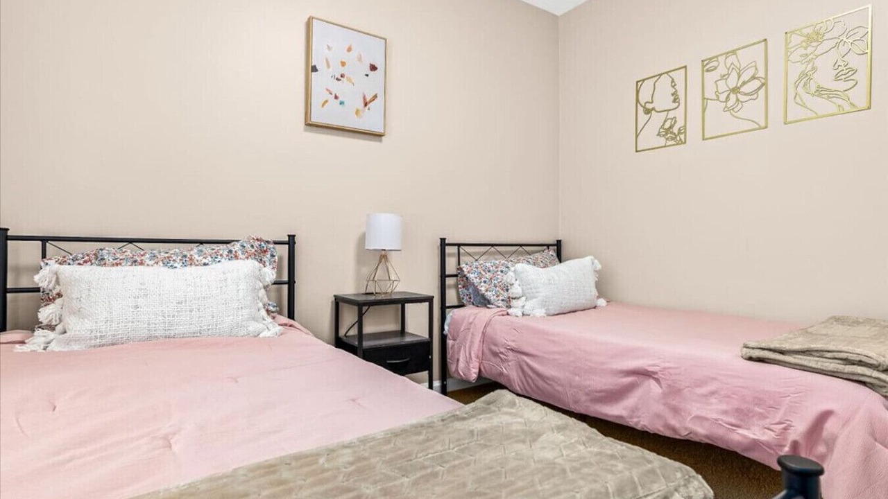 Photo of Bedroom in Dearborn