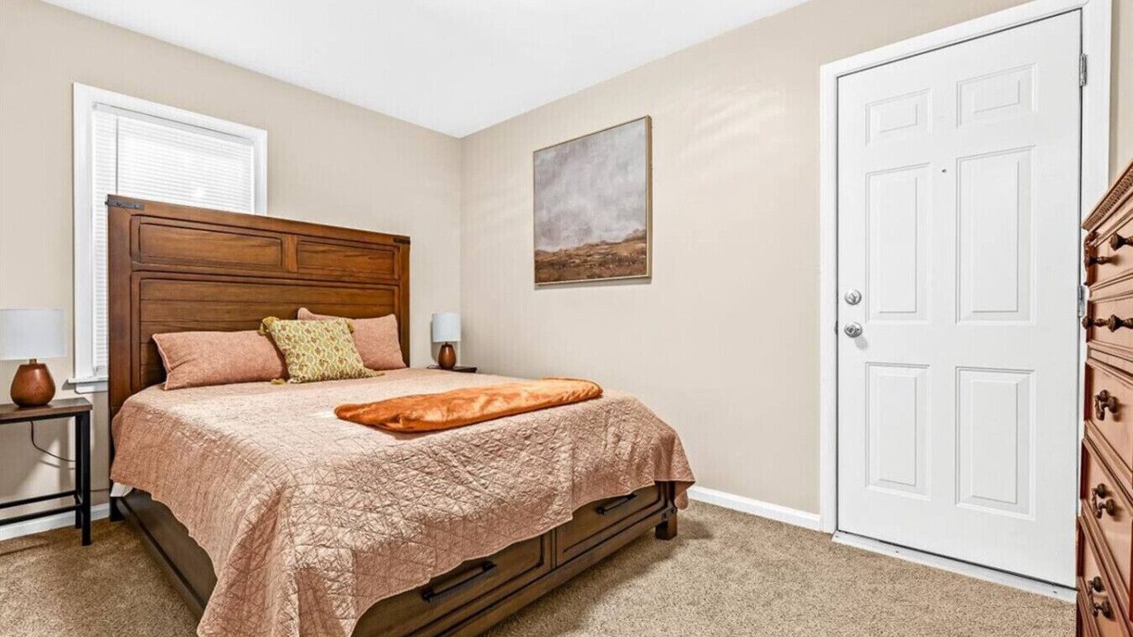 Photo of Bedroom in Dearborn