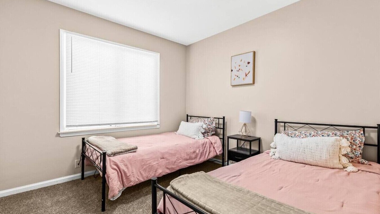 Photo of Bedroom in Dearborn