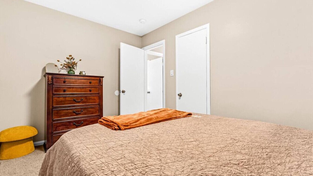 Photo of Bedroom in Dearborn
