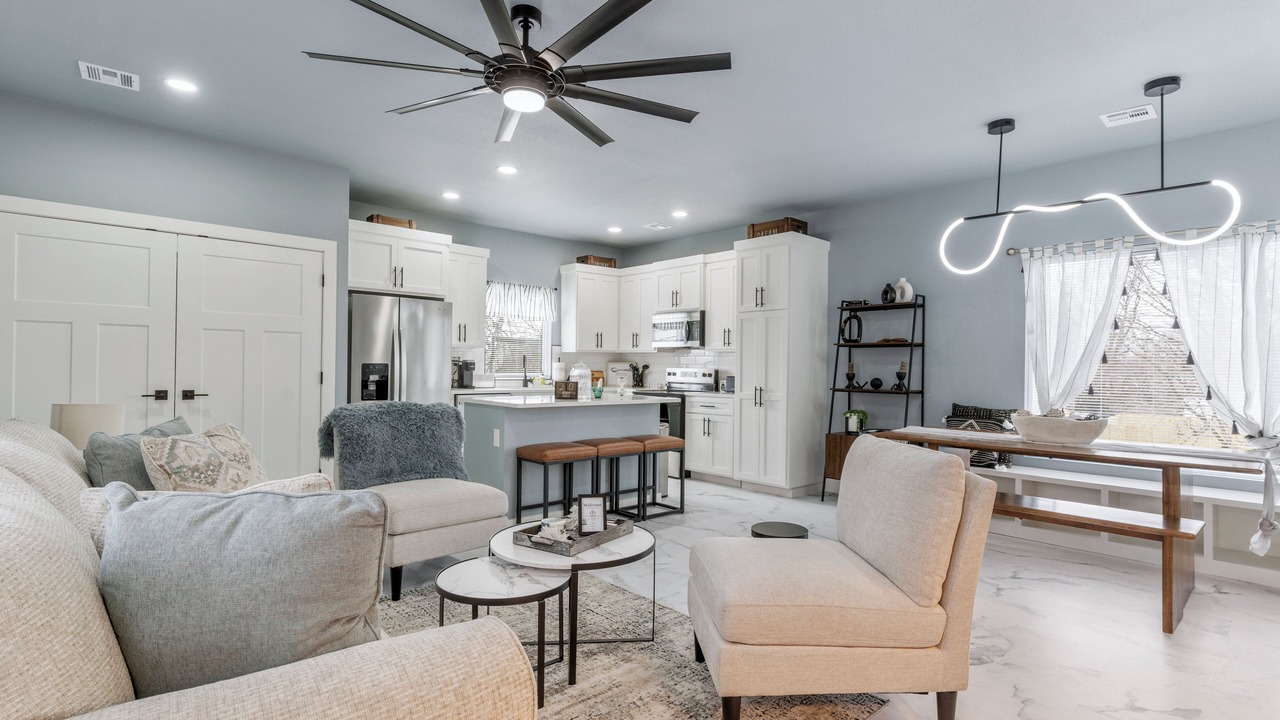 Photo of Livingroom in Tulsa