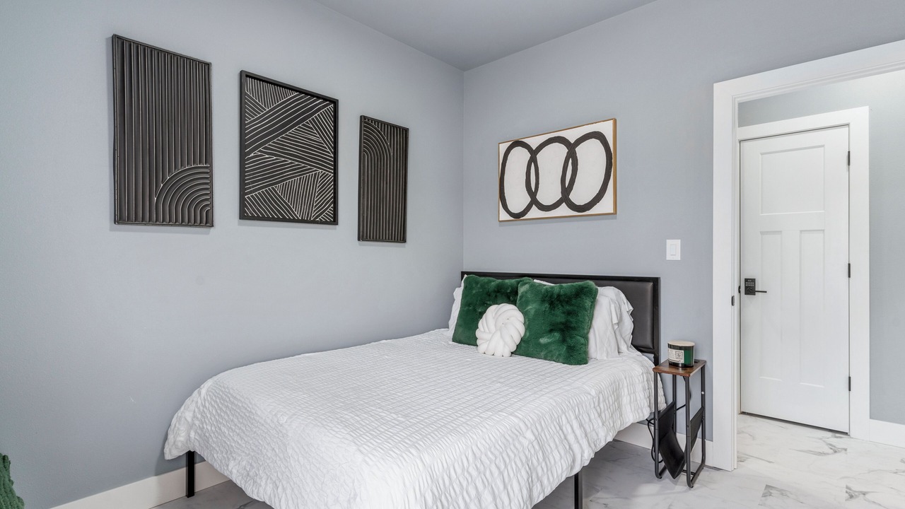Photo of Bedroom in Tulsa