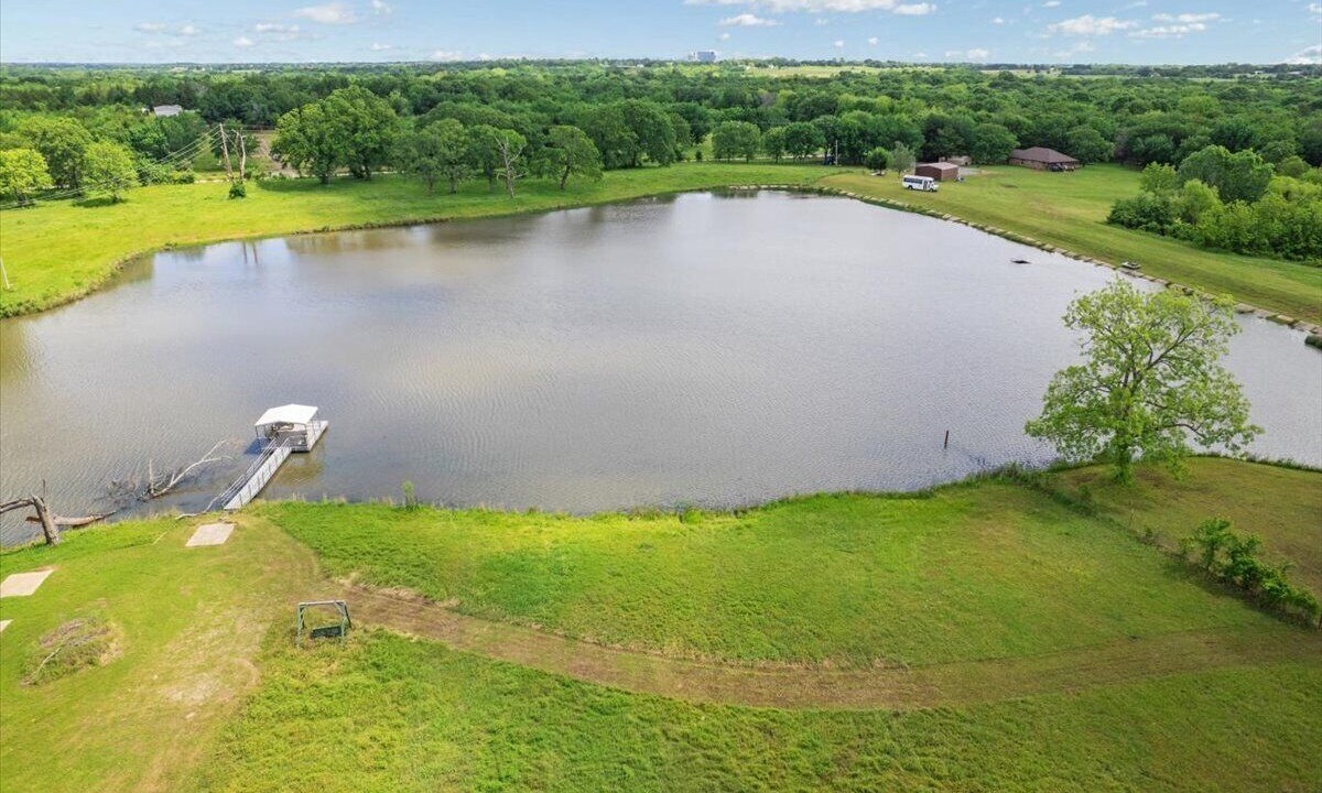 Photo of Outdoor in Calera