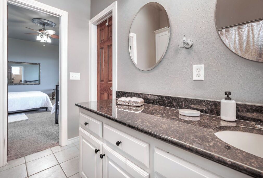 Photo of Bathroom in Calera