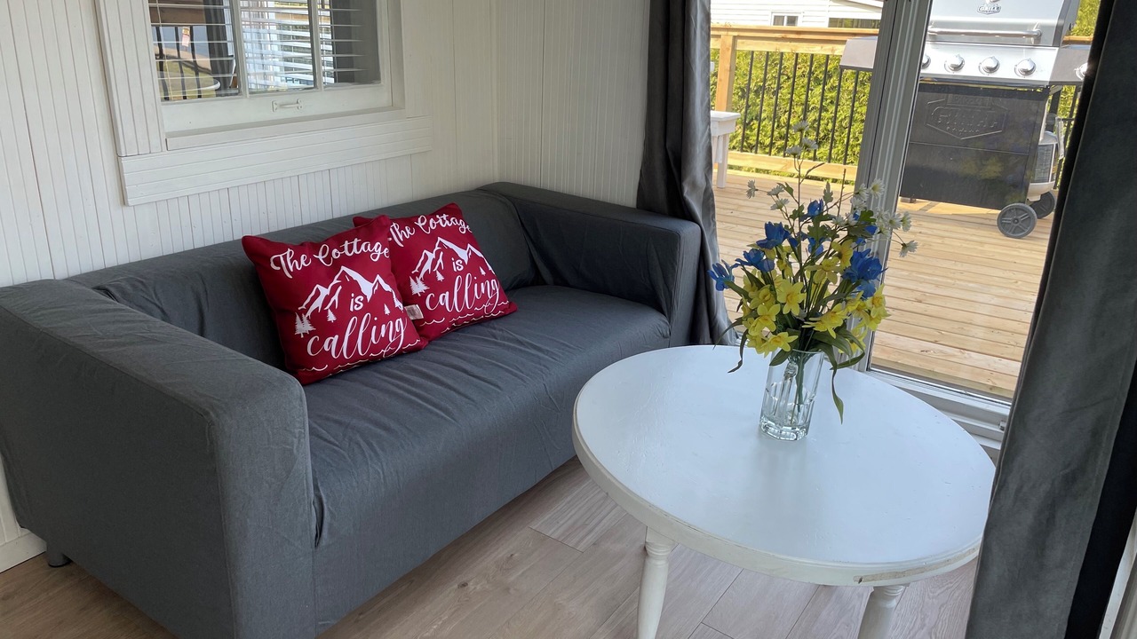 Photo of Livingroom in Colpoys Bay