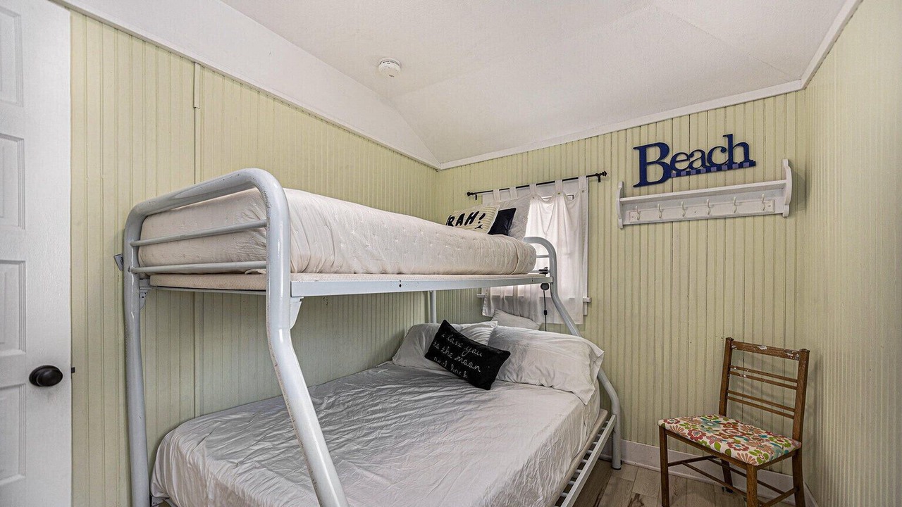 Photo of Bedroom in South Haven