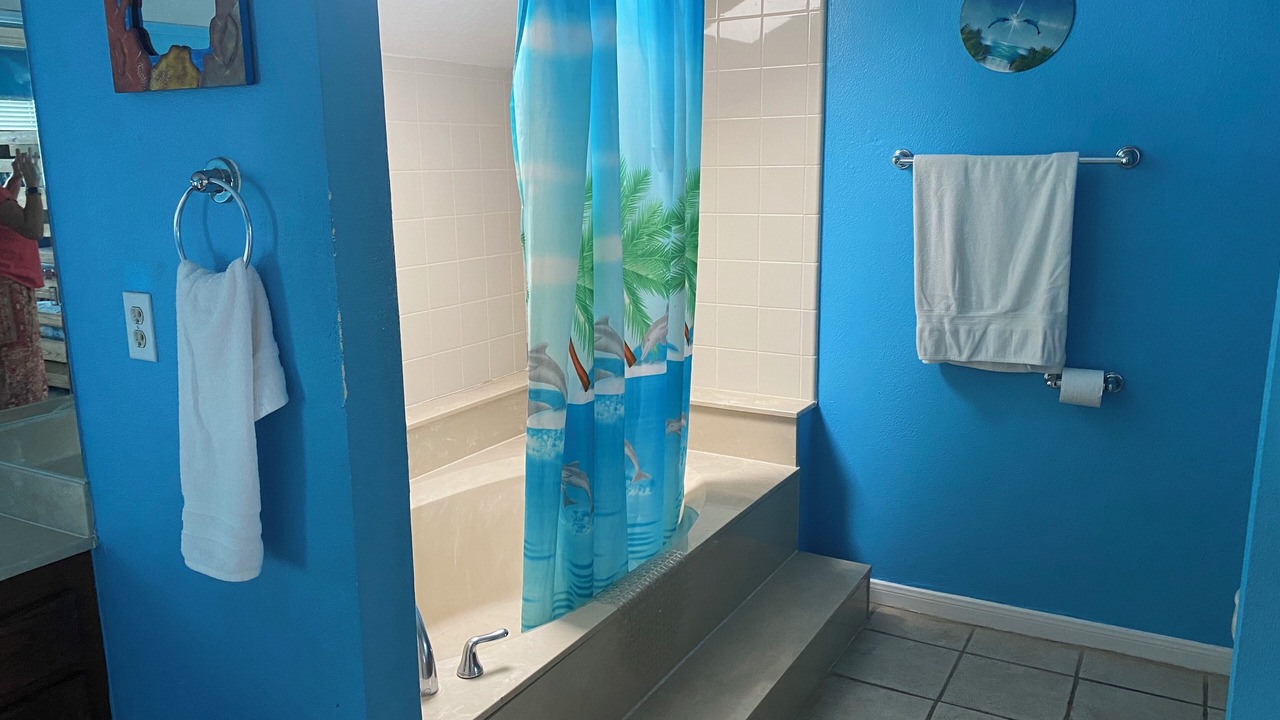Photo of Bathroom in Seven Coves