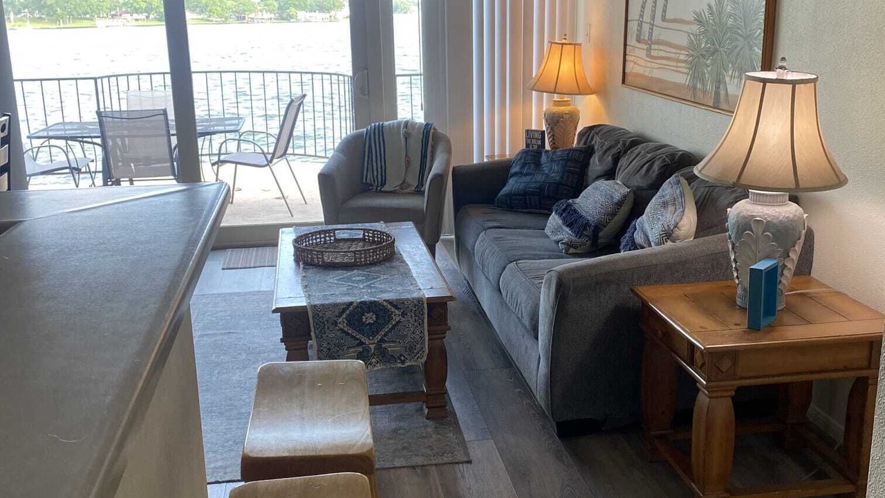 Photo of Livingroom in Seven Coves