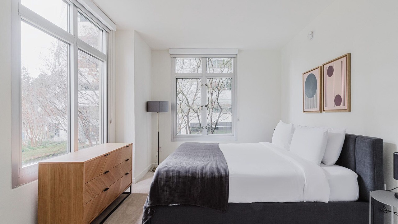 Photo of Bedroom in Mountain View