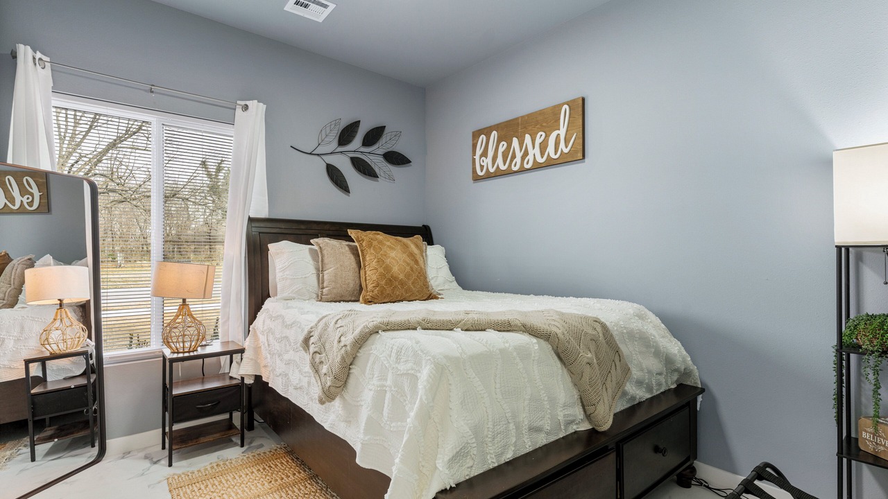 Photo of Bedroom in Tulsa