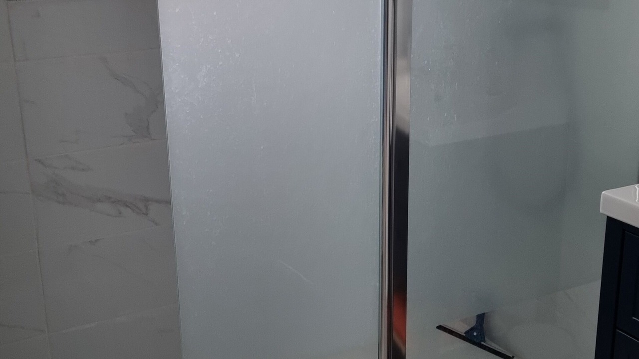 Photo of Bathroom in Peret