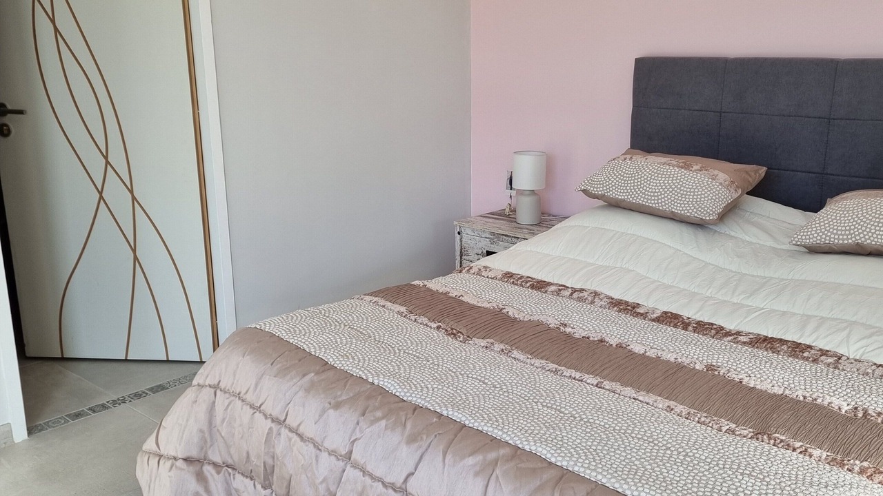 Photo of Bedroom in Peret