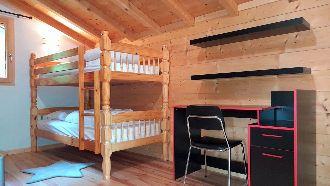 Photo of Bedroom in Chevenoz