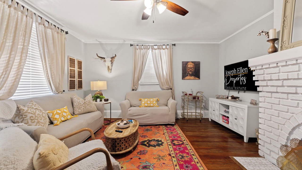 Photo of Livingroom in Riverside