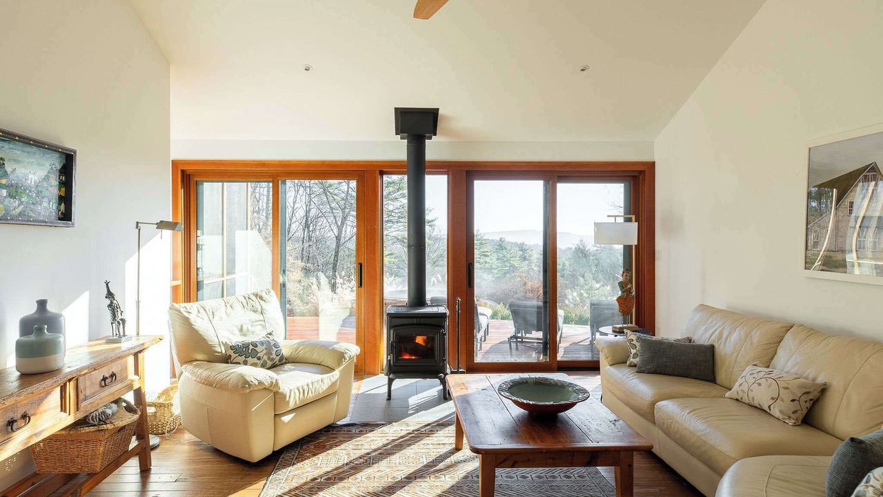 Photo of Livingroom in Accord