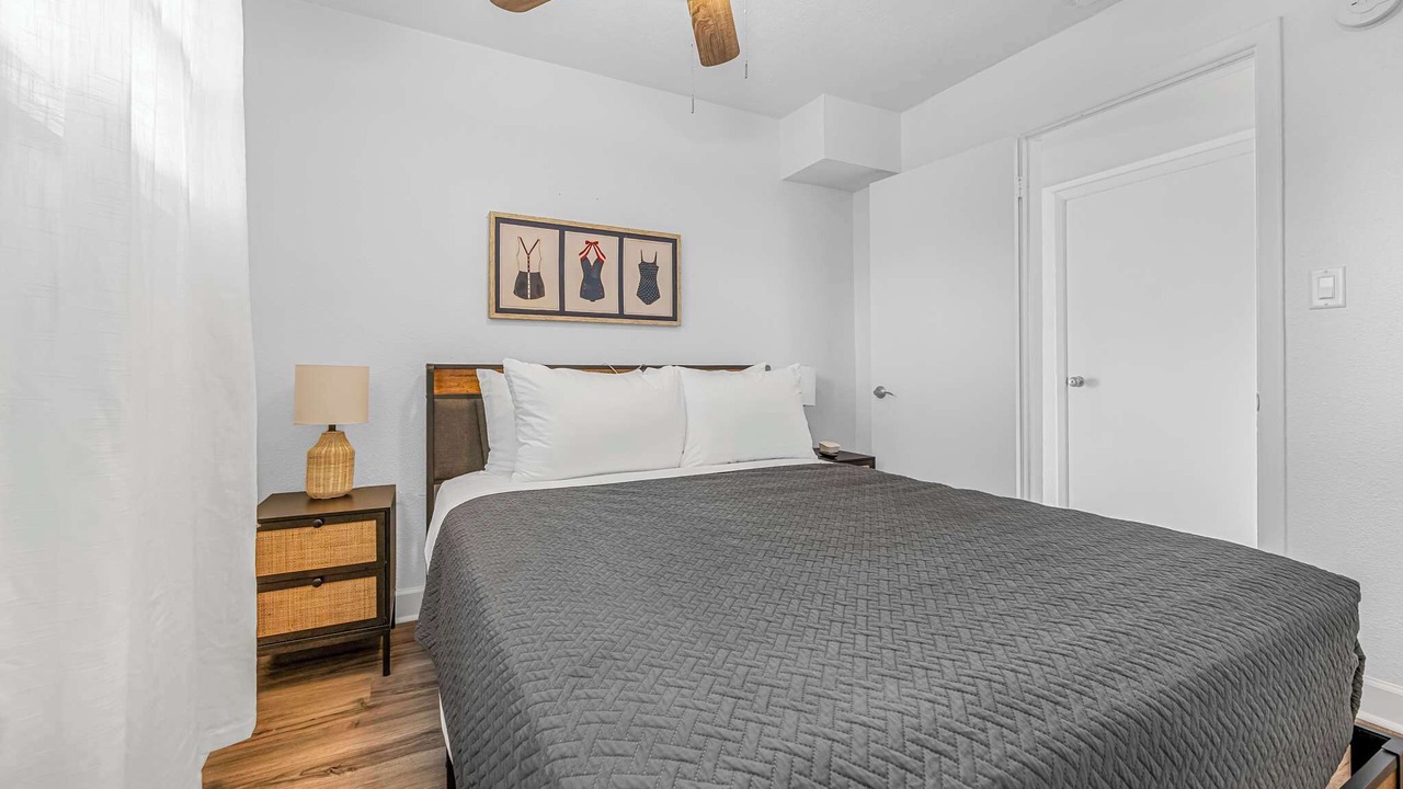Photo of Bedroom in Orlando Beach