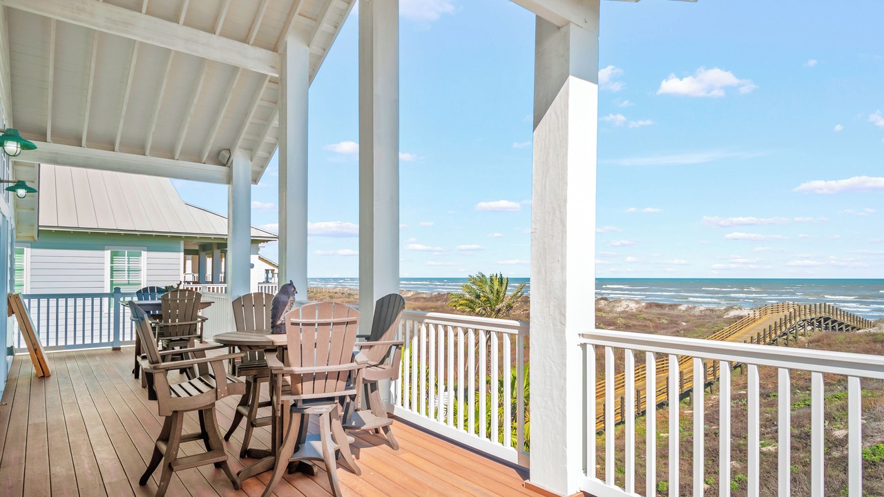 Photo of Patio Balcony in Cinnamon Shore