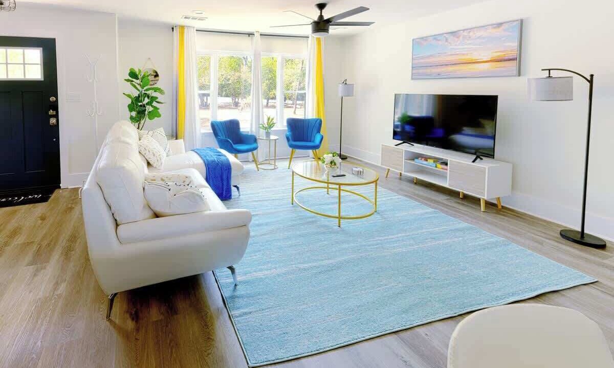 Photo of Livingroom in Onion Creek Meadows