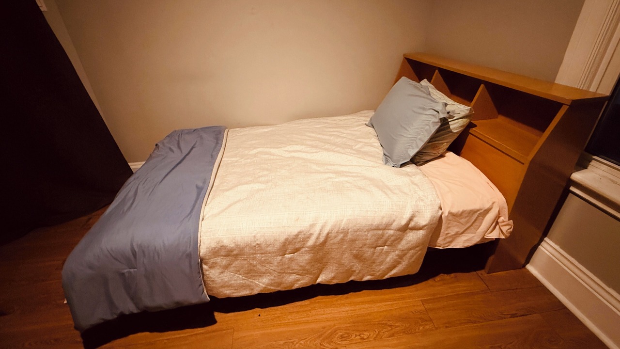 Photo of Bedroom in Central Hamilton