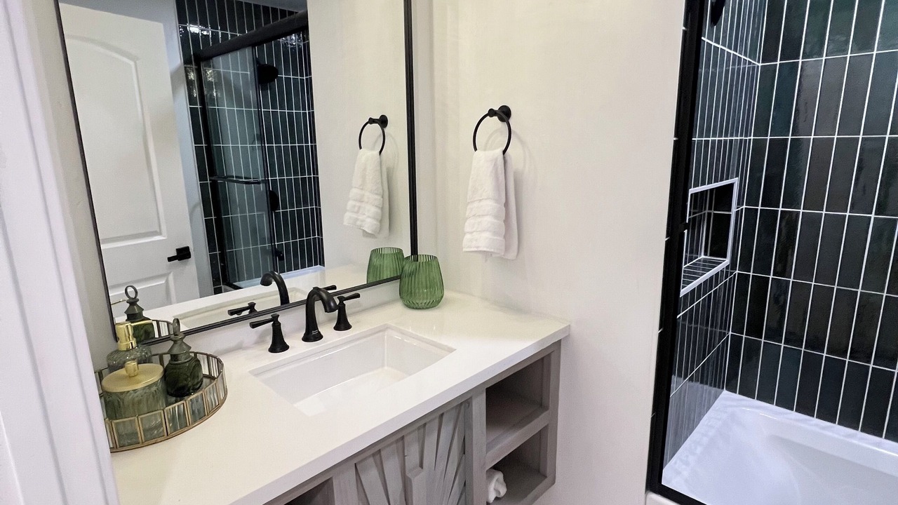 Photo of Bathroom in Apple Hill
