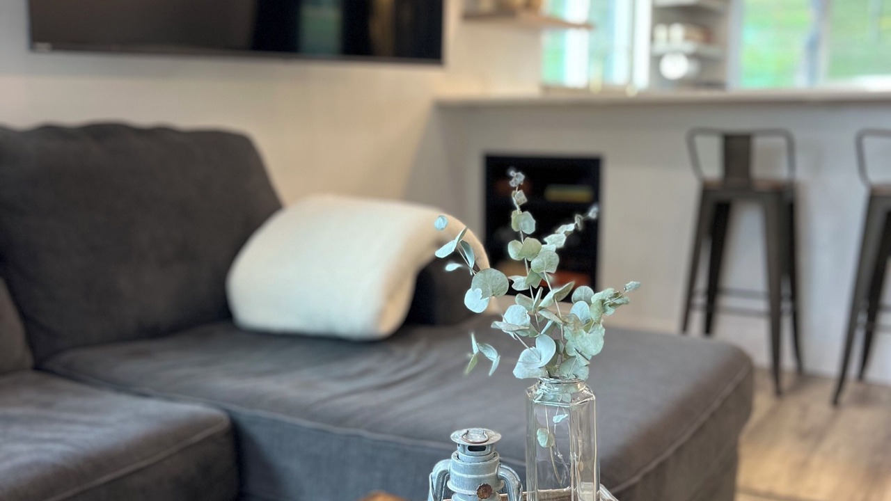 Photo of Livingroom in Apple Hill