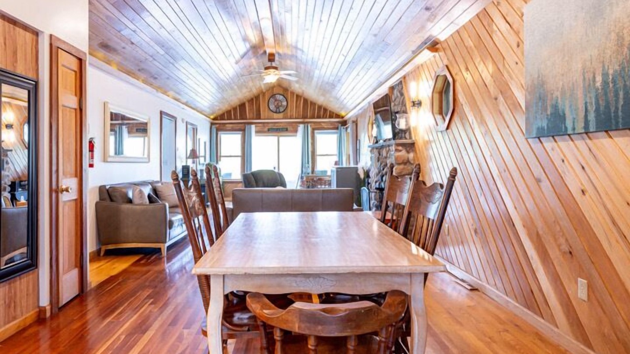 Photo of Bedroom in Hamilton