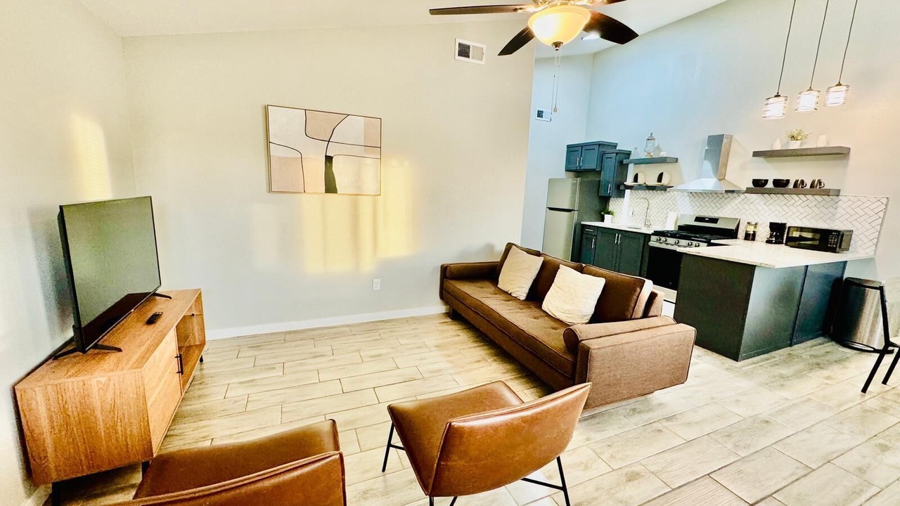Photo of Livingroom in Biggs Field