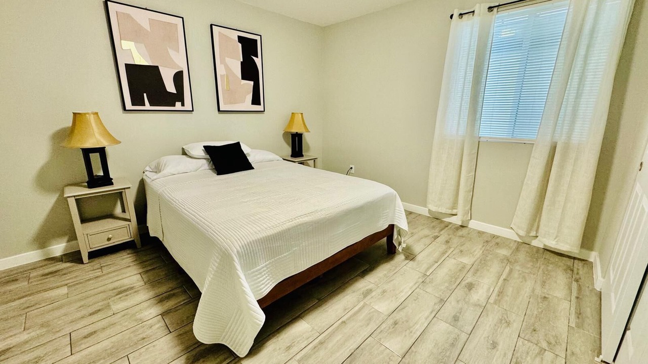 Photo of Bedroom in Biggs Field