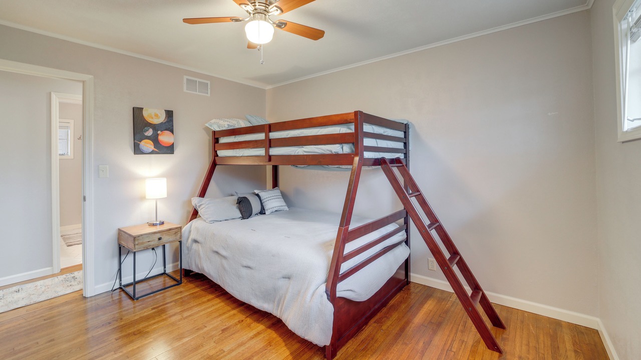 Photo of Bedroom in Tulsa