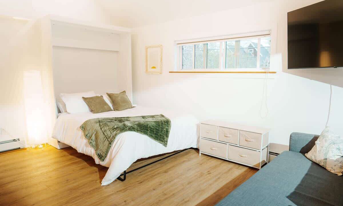 Photo of Others in Kensington