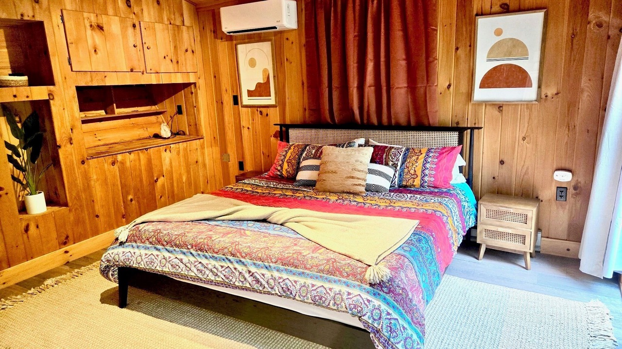 Photo of Others in Jay