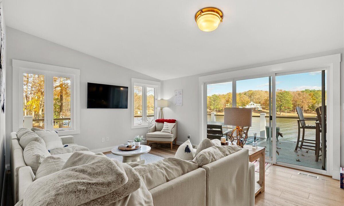 Photo of Livingroom in Morristown