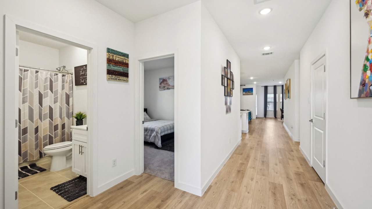 Photo of Bedroom in Seagoville