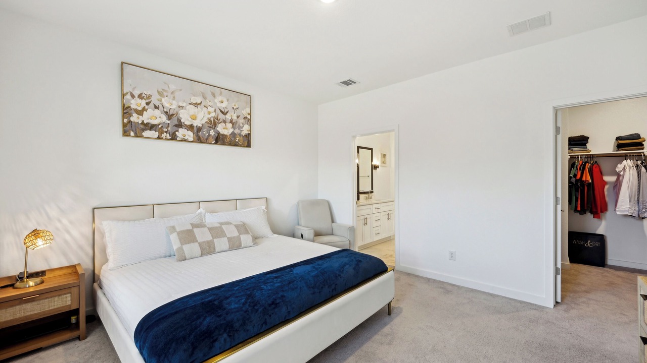 Photo of Bedroom in Seagoville