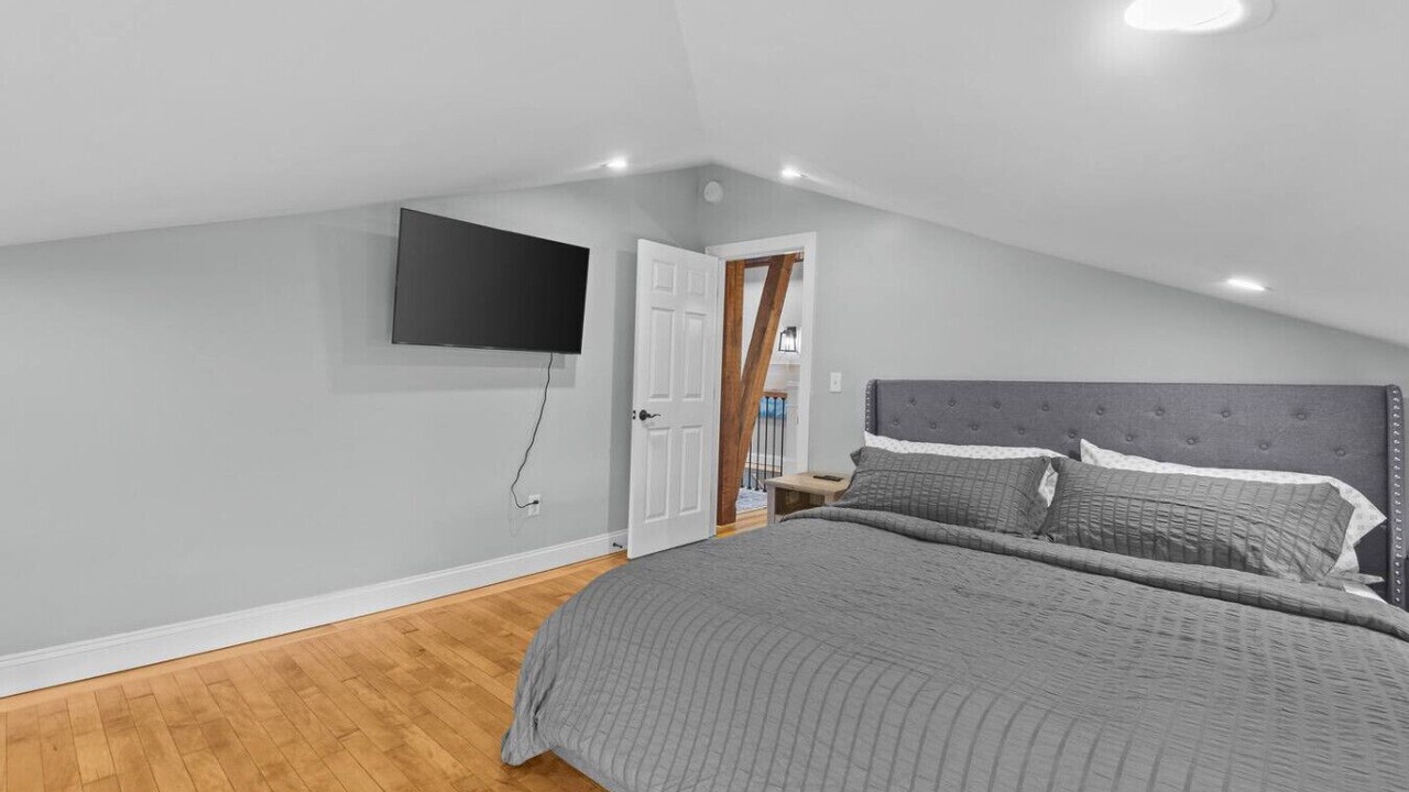 Photo of Bedroom in Burlington