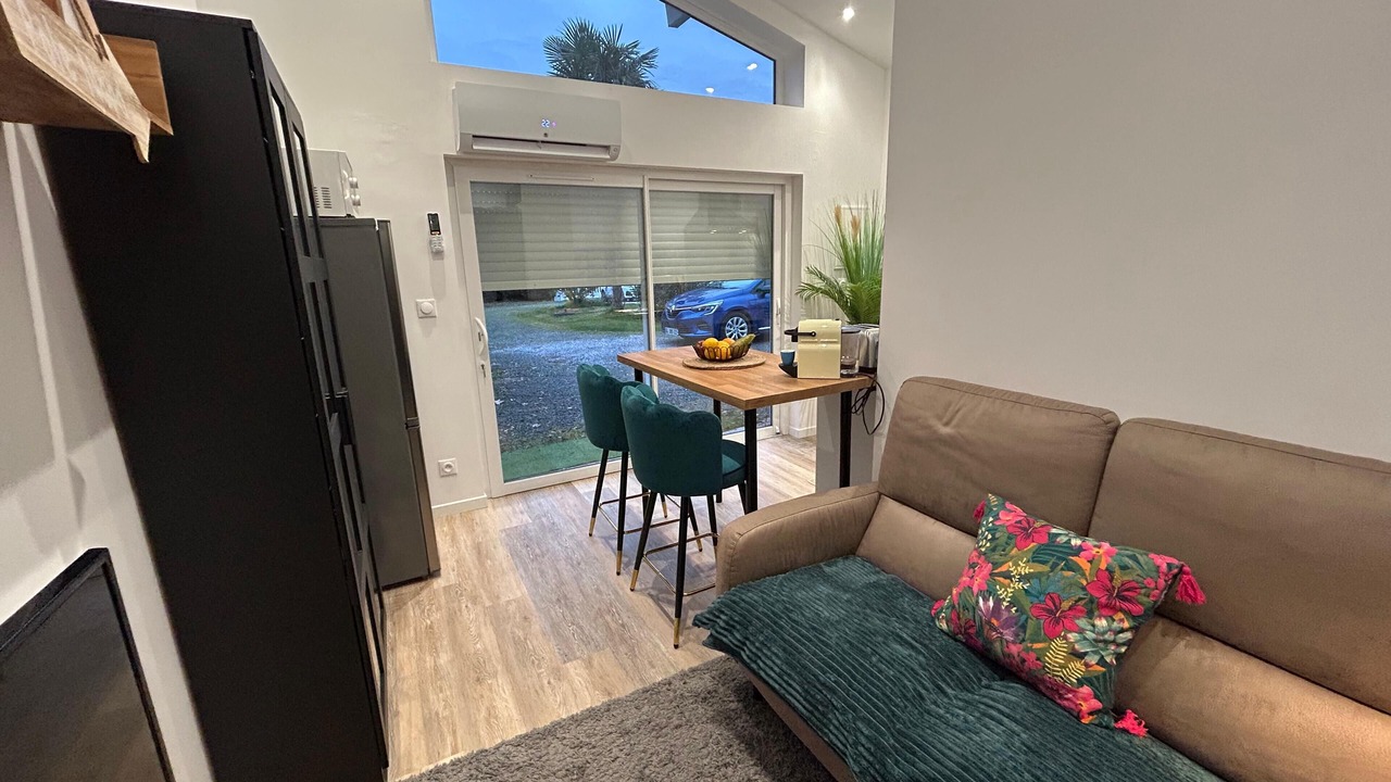 Photo of Livingroom in Seyresse