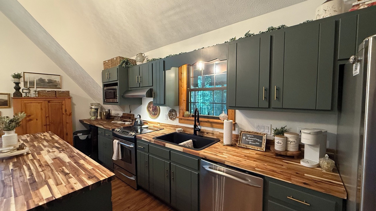 Photo of Kitchen in Cub Run