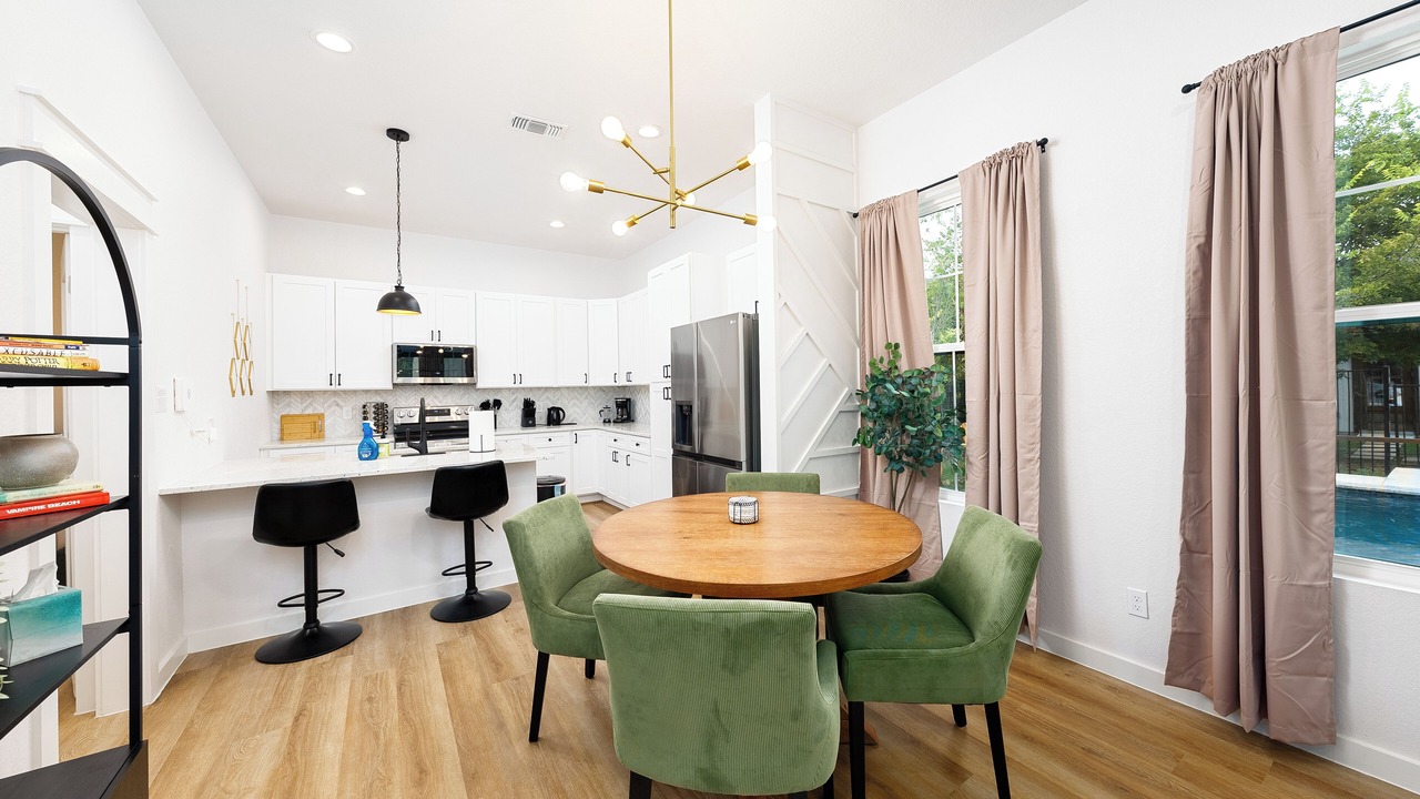 Photo of Kitchen in Oak Park - Northwood