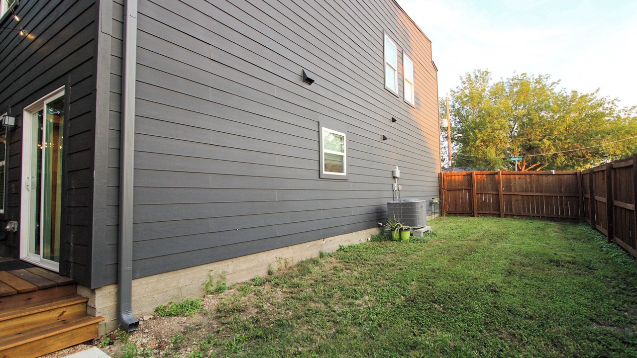 Photo of Outdoor in Lockhart