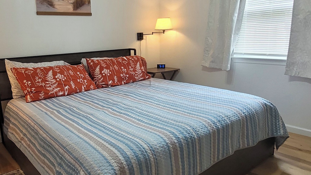 Photo of Bedroom in Northwest Pensacola