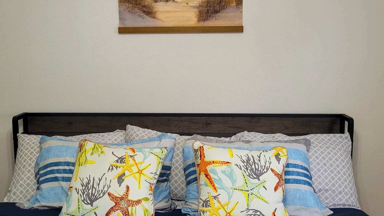 Photo of Bedroom in Northwest Pensacola