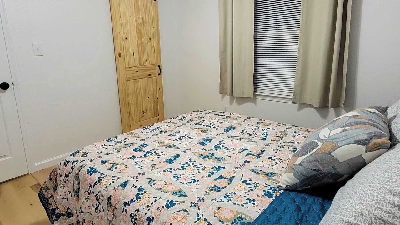 Photo of Bedroom in Northwest Pensacola